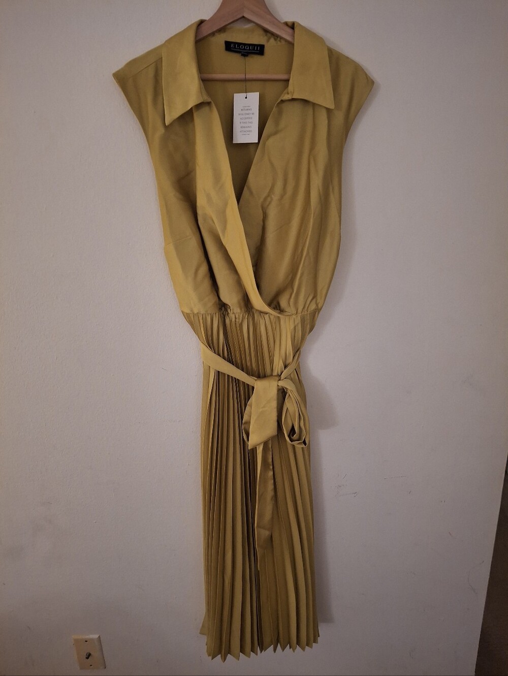 Eloquii Chartreuse Pleated Wrap Midi Dress with Tie Waist - Picture 2 of 5
